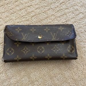 LOUIS VUITTON wallet